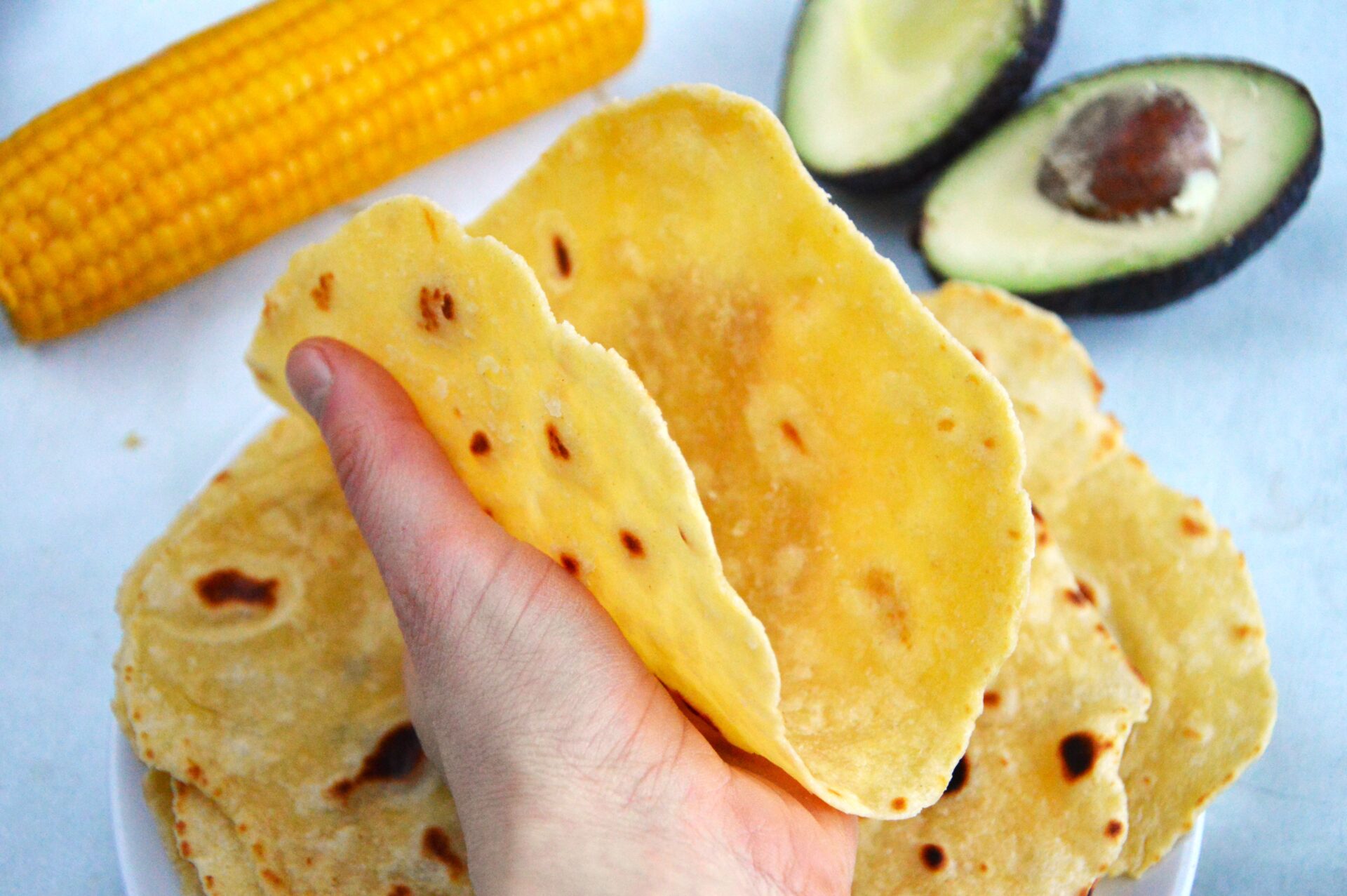 Idealne domowe placki tacos są idealnie elastyczne